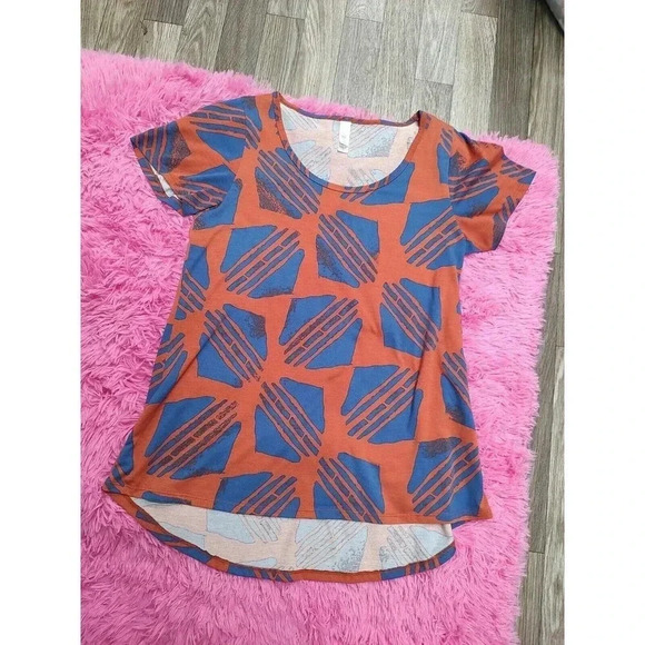 LuLaRoe Women's XS Orange / Blue Carved Stamp Classic T S/s Top - Picture 1 of 2